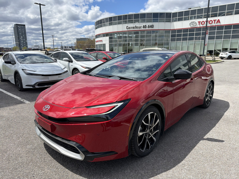 TOYOTA PRIUS PRIME 2024