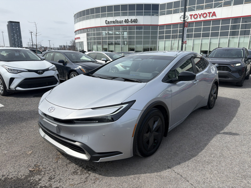 TOYOTA PRIUS PRIME 2024
