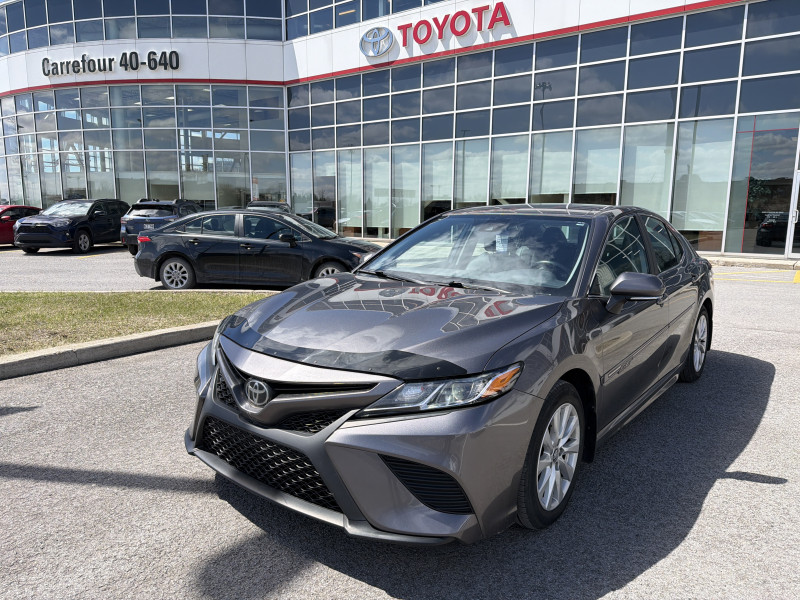 TOYOTA CAMRY 2020