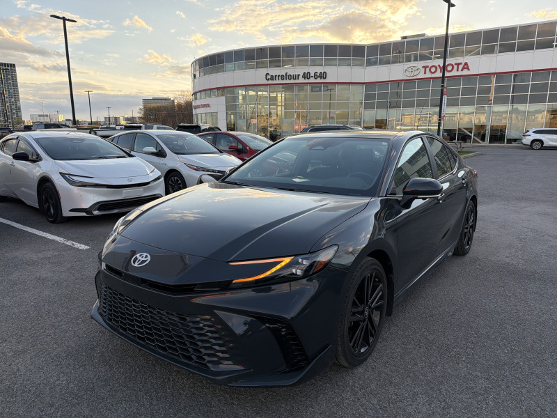 TOYOTA CAMRY 2025