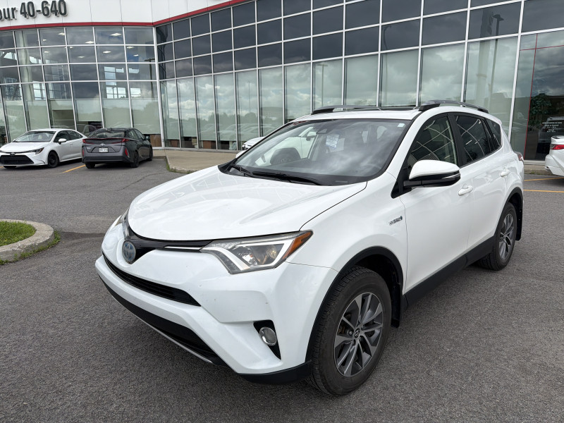 TOYOTA RAV4 2018
