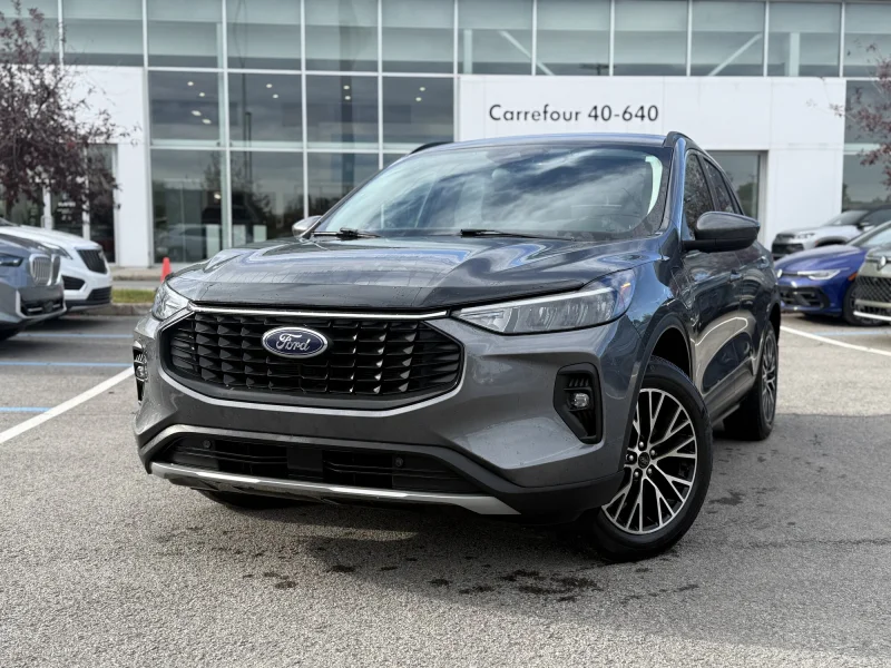 FORD ESCAPE 2023