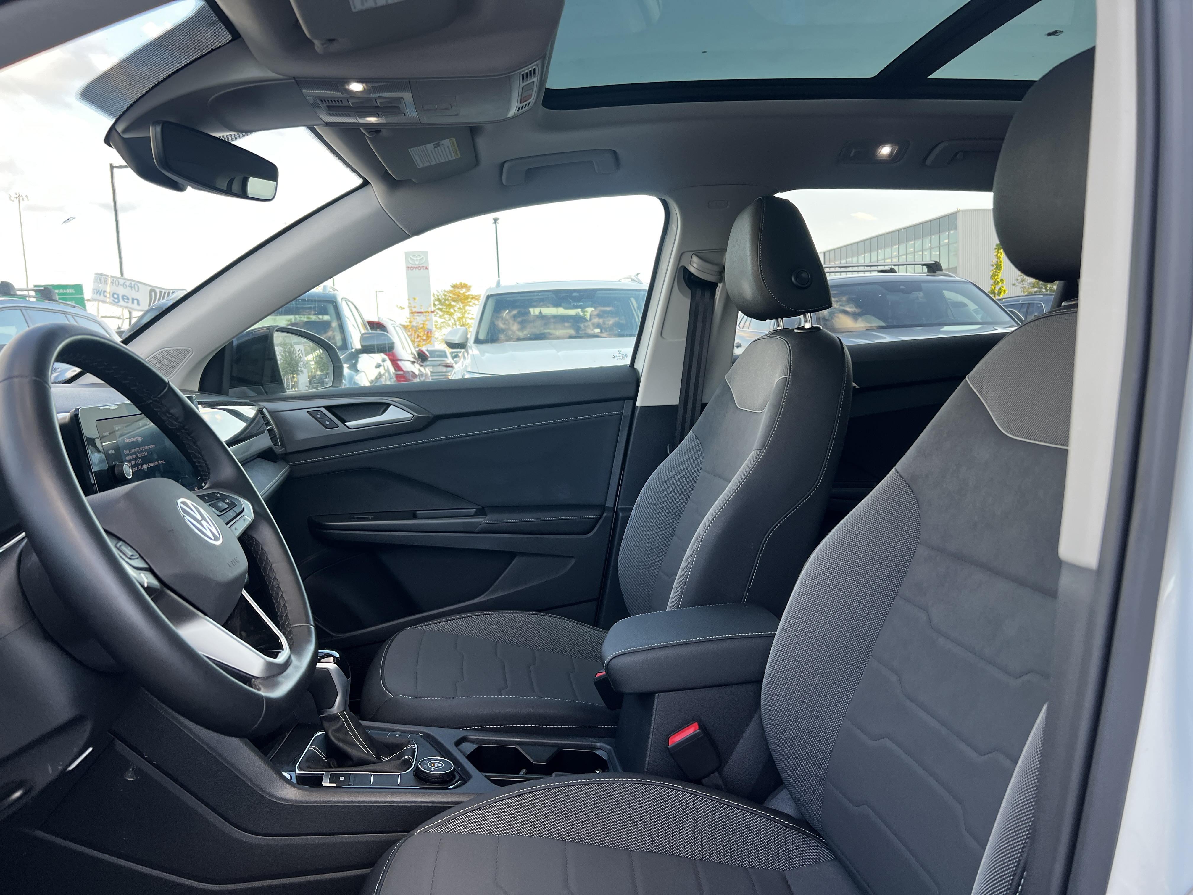 Volkswagen TAOS 2025