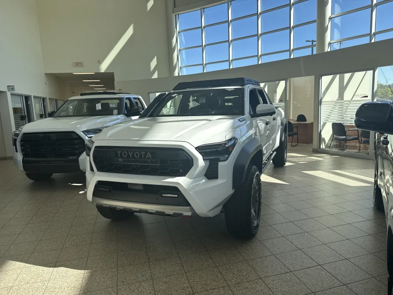 Toyota Tacoma 2026 4X4 DOUBLE CAB HYBRIDE - Limited (caisse 5 pi)